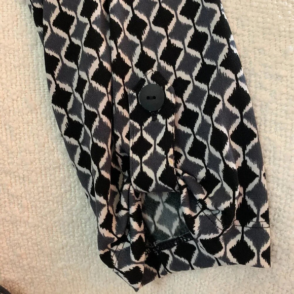Carole Little Black Grey & White Shirt Dress Size 8 Geometric Pattern 3/4 Sleeve - Picture 4 of 6